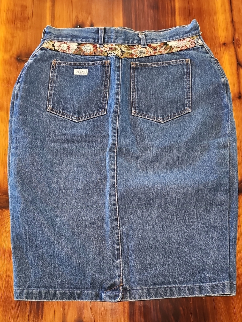 Vintage 90s Dark Blue Denim Pencil Skirt with Tapestry Accents